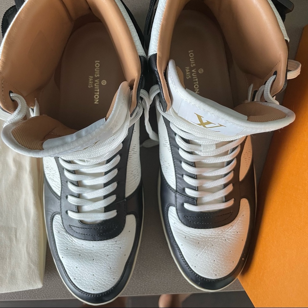 Louis Vuitton high top sneakers - Picture 6 of 8